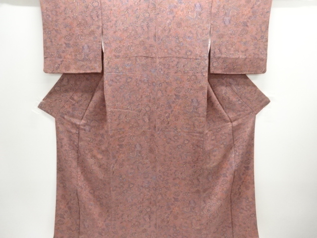 縮緬地　唐花に蝶模様小紋着物